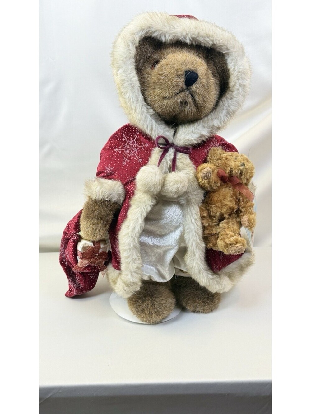 Sasha & Nicholas Christmas Bear Plush W/Stand & Tags New 16 Inches